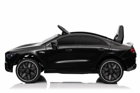 Автомобиль Mercedes Benz CLA45  (Черный краска)