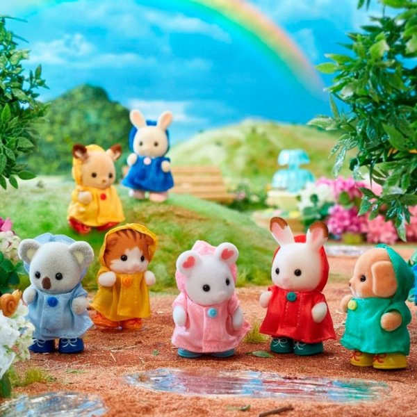 Sylvanian Families Игровой набор "Малыши в плащах"
