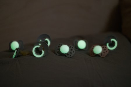 Пустышка латекс.ноч BIBS Colour Glow - Sand, 0+ мес.