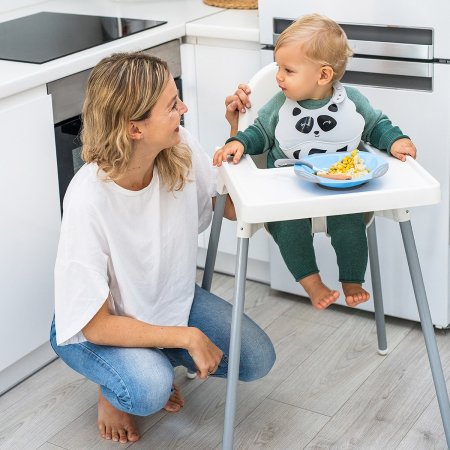 Babyono Нагрудник силиконовый с регулируемой застежкой / цвет черный, белый (Енот)