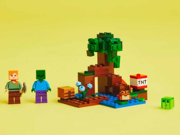 Lego Minecraft Конструктор "Болотное приключение"