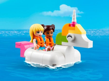 Lego Конструктор Friends "Развлечения на пляже для серферов"