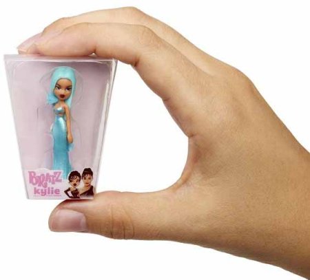 Bratz Игровой набор с мини-куклой Кайли Дженнер