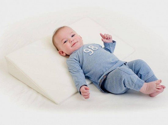 Как выбрать подушку для малыша