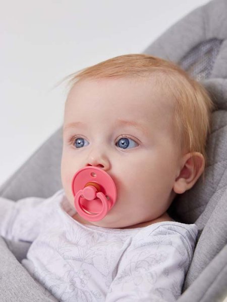 Happy Baby Соска-пустышка латексная, 0-6 месяцев