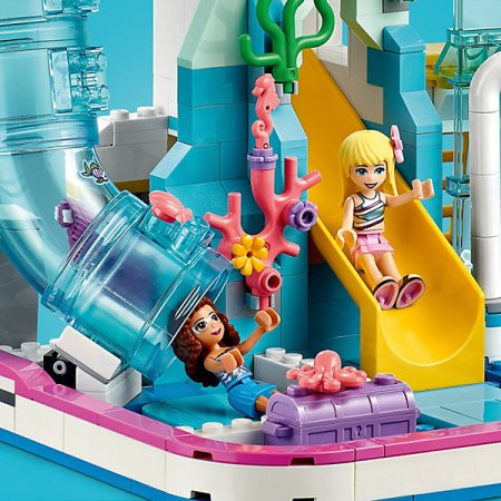 Lego Конструктор Friends "Летний аквапарк"