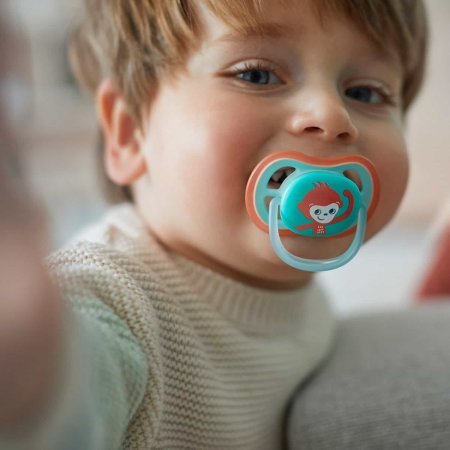 Avent Пустышка ultra air с футляром для стерилизации, сверхплотная соска, 18 мес+ 2 штуки