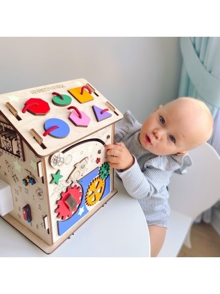 Бизитошка Бизиборд "Космическое путешествие" со светом, волшебным маркером и звёздами