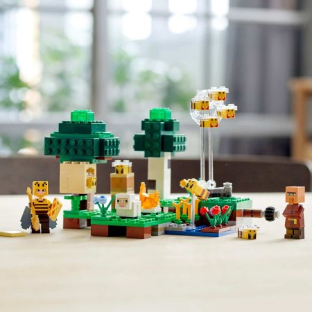 LEGO Minecraft Конструктор "Пасека", 238 деталей