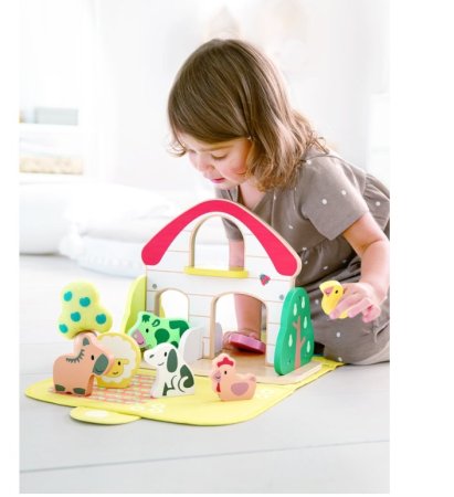 Hape Развивающая игрушка "Ферма": коврик и фигурки животных