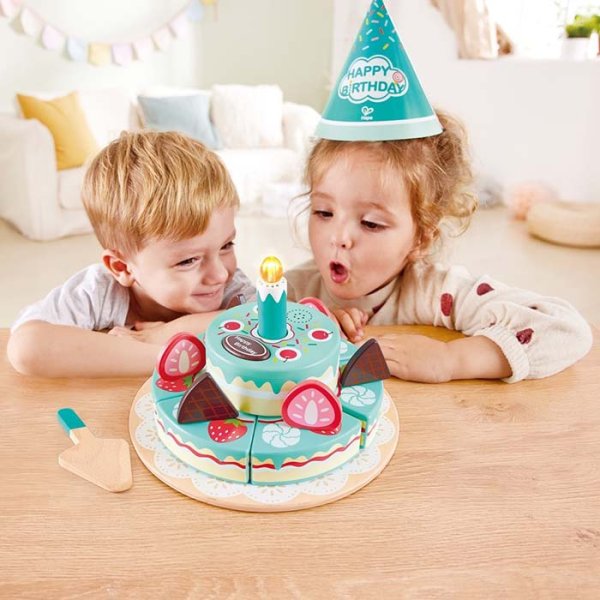 Hape Игровой набор "Счастливого дня рождения", 15 предметов