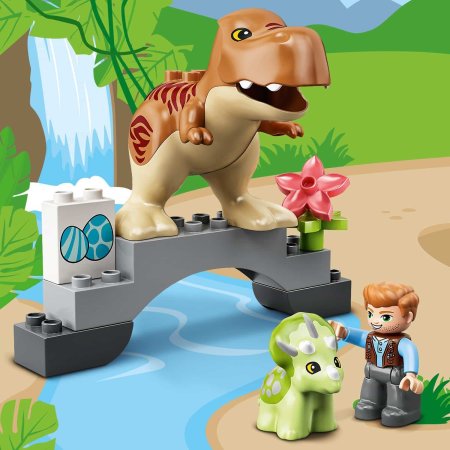 Lego Duplo Конструктор "Побег динозавров: тираннозавр и трицератопс" 10939