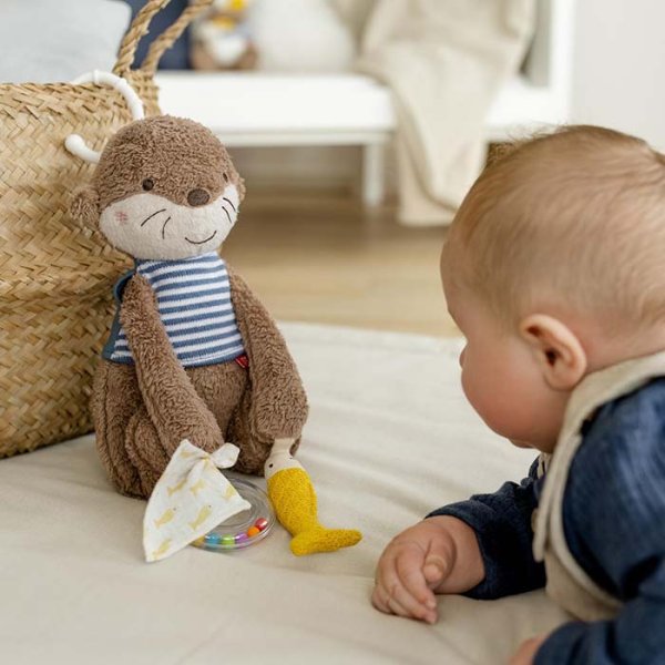 Fehn Развивающая игрушка-подвеска Выдра Тео