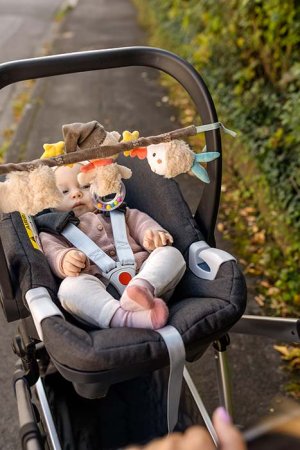 Fehn Погремушка-растяжка на коляску, кроватку Мишка Бруно