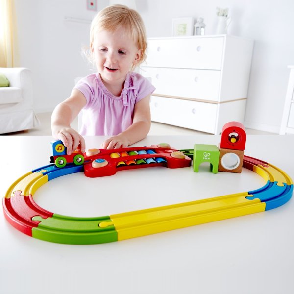 Hape Игрушка "Железная дорога", музыкальная