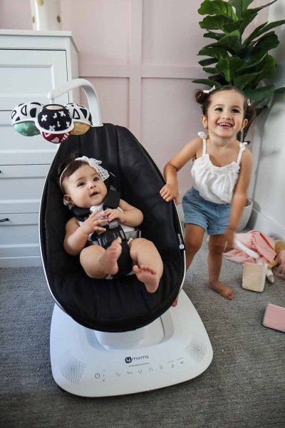 4moms Кресло-качалка MamaRoo New / цвет черный
