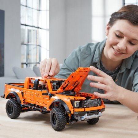 Lego Technic Конструктор Ford F-150 Raptor 42126