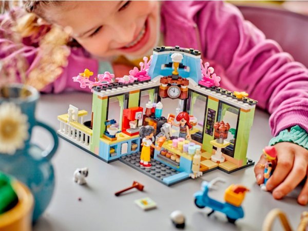 Lego Friends Конструктор "Кафе в Хартлейк-Сити"