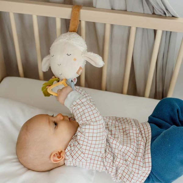 Fehn Развивающая игрушка-подвеска Овечка Natur