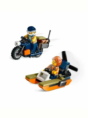 Конструктор LEGO CITY "Исследователь джунглей: вертолет в базовом лагере"