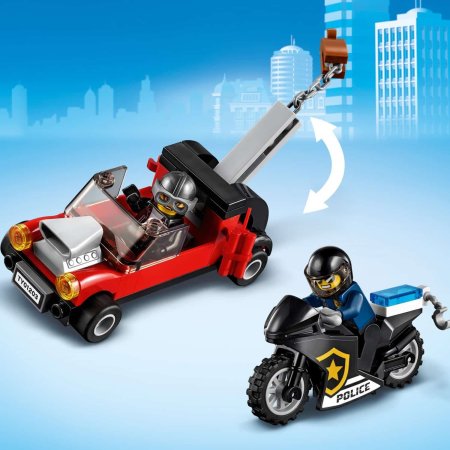 LEGO City Конструктор "Транспорт для перевозки преступников"