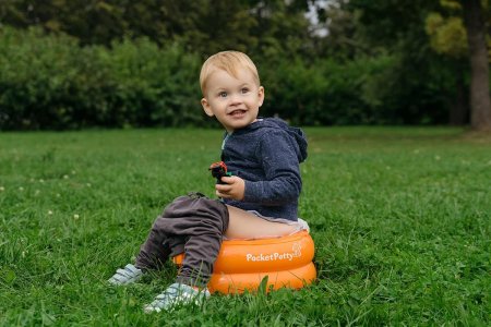 ROXY-KIDS Надувной дорожный горшок PocketPotty/ Цвет оранжевый