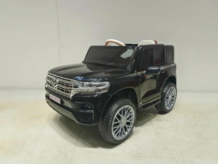 Джип Toyota LC200 2688 (Черный)