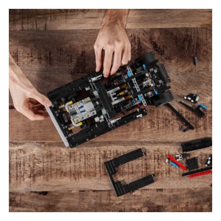 LEGO Technic Конструктор Dodge Charger Доминика Торетто