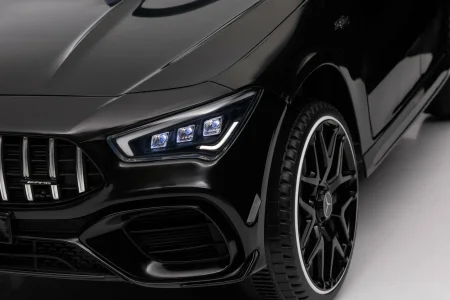 Автомобиль Mercedes Benz CLA45  (Черный краска)