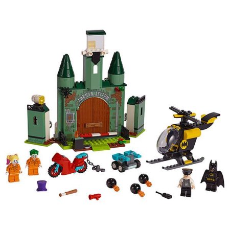 Lego Super Heroes Конструктор Супер Герои Бэтмен и побег Джокера