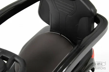 Z003ZZ-C Детский толокар Mercedes-Benz GLS 600 (Черный)