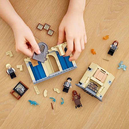 Lego Конструктор Harry Potter "Выручай-комната Хогвартса"