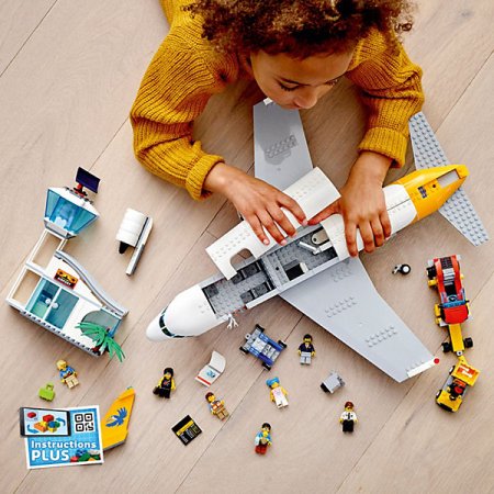 LEGO Конструктор City "Пассажирский самолёт", 669 деталей