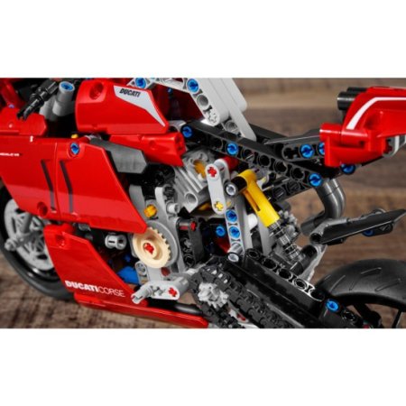 Lego Technic Конструктор "Ducati Panigale" 42107
