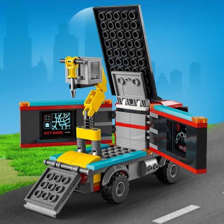Lego City Конструктор "Полицейская погоня в банке" 60317