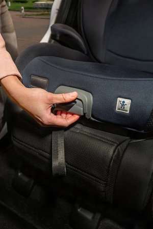 Chicco Автокресло Quizy i-Size (15-36 кг) / цвет India Ink (синий)