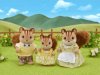 Sylvanian Families Набор "Семья Белок", 3 фигурки