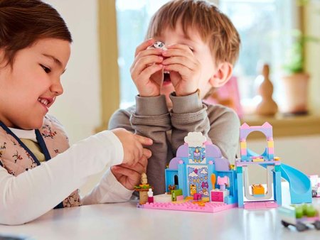 Lego Конструктор Gabby's Dollhouse "Площадка для ухода за котенком Габби"