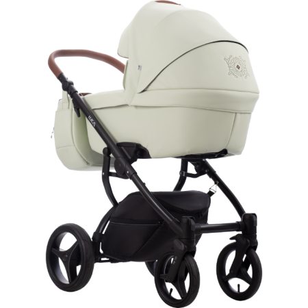 Bebetto Детская коляска 2 в 1 Luca Pro / цвет ванильный 18, рама черная