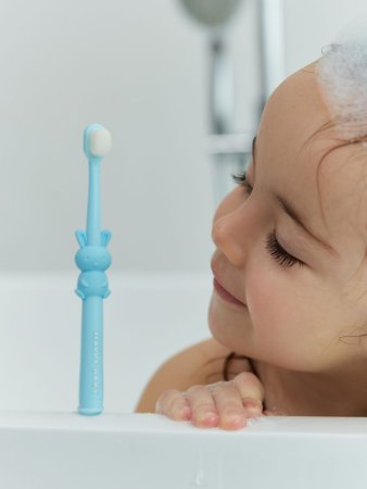 Happy Baby Щетка зубная Заяц / цвет голубой