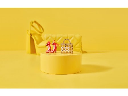 Капсула-сюрприз ZURU Mini Brands "Модные миниатюры" S3 с акс. в асс., дисплей-бокс 13шт.