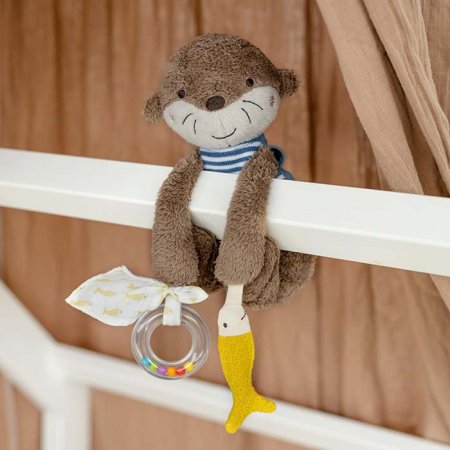 Fehn Развивающая игрушка-подвеска Выдра Тео