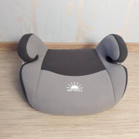 Infinity Детское автомобильное кресло группа 3 / расцветка в ассортименте